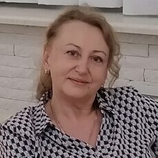 Марта, 57, Бакал