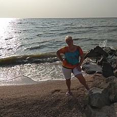 Сусанна, 54, Урень