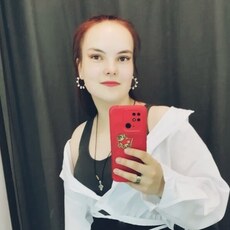 Лариса, 20, Благовещенск (Амурская область)