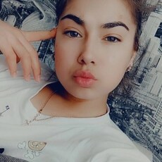 Ксюша, 25, Усолье-Сибирское