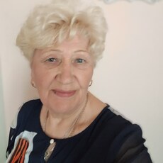 Лариса, 70, Омск