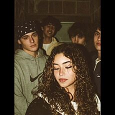 Тома, 22, Павловск