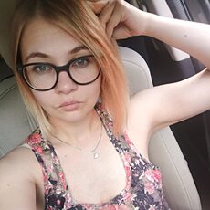 Настя, 24, Благовещенск (Амурская область)