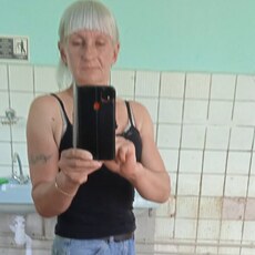 Ника, 47, Киренск
