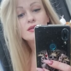 Фаина, 42, Калининск