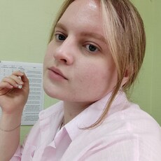 Эвелина, 22, Суворов