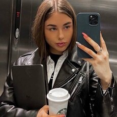 Алиса, 26, Майский