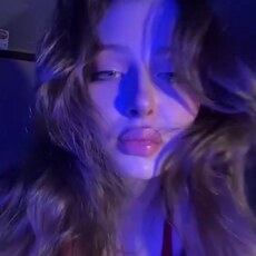 Таисия, 26, Омск