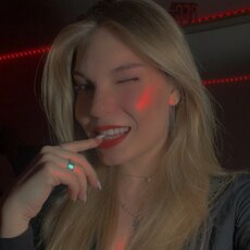 Вита, 23, Менделеевск