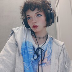 Элина, 21, Буйнакск