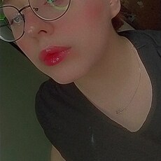 Ярослава, 22, Урень