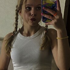 Женя, 20, Красноармейск (Московская область)