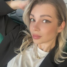 Эльза, 29, Берёзовский (Свердловская область)