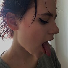 Мила, 21, Отрадное