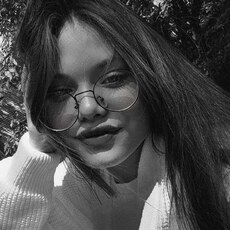 Оксана, 22, Еманжелинск