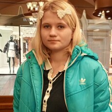 Аня, 20, Екатеринбург