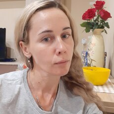 Лариса, 45, Семикаракорск