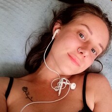 Любовь, 33, Губкинский