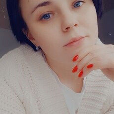 Лара, 32, Новоульяновск
