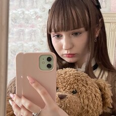 Ника, 22, Санкт-Петербург