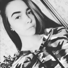 Карина, 23, Еманжелинск