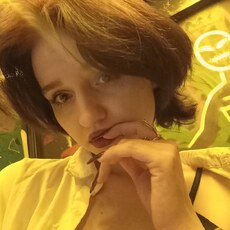 Лина, 20, Санкт-Петербург