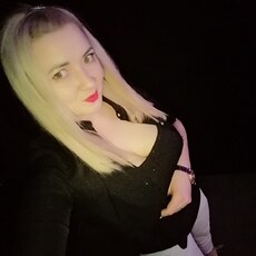 Лиля, 30, Луга