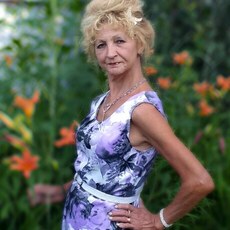 Яна, 60, Воронеж