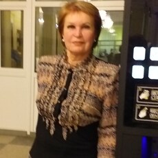 Лена, 68, Воронеж