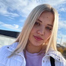 Соня, 22, Санкт-Петербург