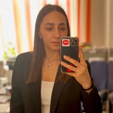 Уля, 25, Суровикино