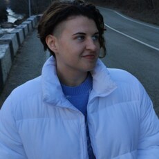 Эвелина, 21, Санкт-Петербург