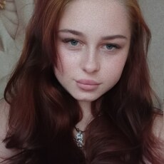 Алёна, 25, Гагарин