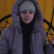 Алёна, 20, Среднеуральск