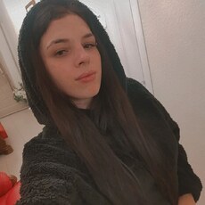 Раиса, 26, Каменск-Шахтинский