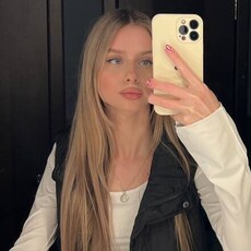 Эля, 21, Камешково