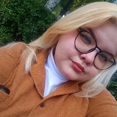 Есения, 19, Осинники