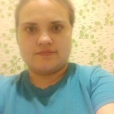 Юлия, 24, Сим