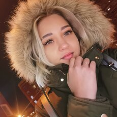 Юля, 27, Белогорск (Амурская область)