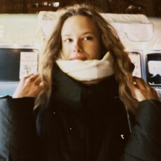 Нора, 21, Нюрба