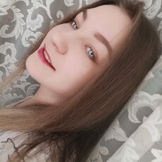 Катя, 23, Благовещенск (Амурская область)