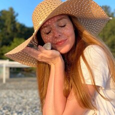 Эля, 25, Санкт-Петербург