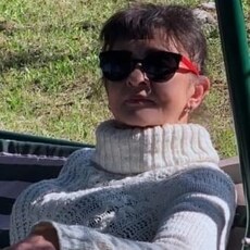 Флора, 53, Тара