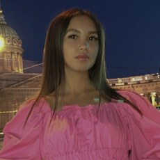 Ксения, 22, Санкт-Петербург