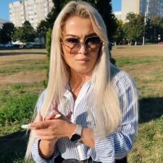 Эмма, 41, Камешково