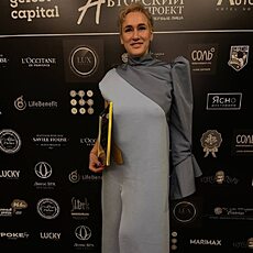 София, 47, Самара