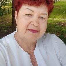 Лина, 68, Санкт-Петербург