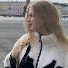 Мария, 21, Санкт-Петербург