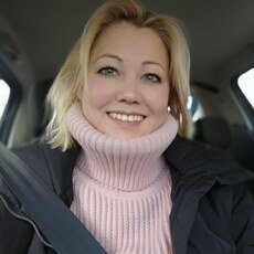 Лера, 46, Павловск