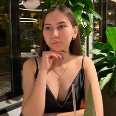 Дина, 26, Бикин